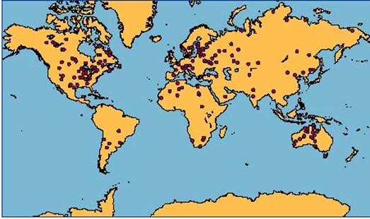 Розподіл астроблем по поверхні Землі. Видно, що найбільша їх кількість виявлено в краще вивчених районах.
